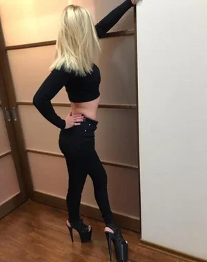 Clara